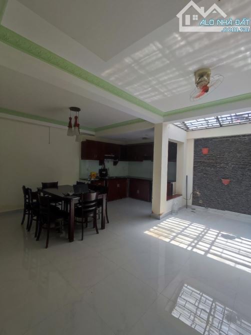 BÁN NHÀ 4 TẦNG THỊ TRẤN NHÀ BÈ  	 Diện tích: 63m² (6,06 x 10,4m) - 1