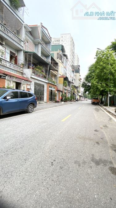 Bán nhà 1 tầng Ngọc Thuỵ, Long Biên, đường ô tô tránh, vỉa hè 3m, dt 46m2, giá 14,9 tỷ - 1
