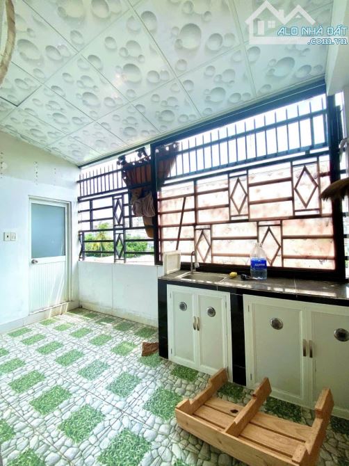 HẺM RỘNG NHƯ MẶT TIỀN — PHƯỚC LONG B— 3 TẦNG 6PN 80M2 — DÒNG TIỀN 24TR/THÁNG - CHỈ 5.7 TỶ. - 1