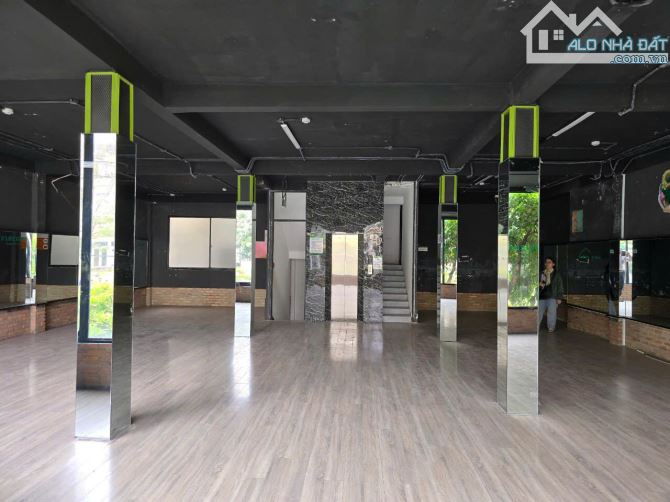 Bán nhà MT ngay Trục Lê Đức Thọ Q.Gò Vấp - 19x55m XD Hầm 7 Tầng giá chỉ 70 tỷ. - 12