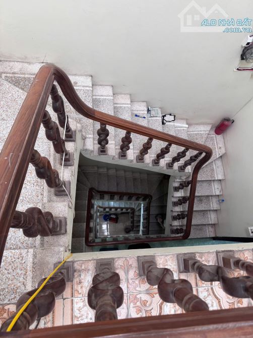 Bán nhà Cổ Nhuế Bắc Từ Liêm. Sổ vuông 41m, 4 tầng 5 ngủ MT3m2 Giá 7.5 tỷ Ngõ ô tô - 2