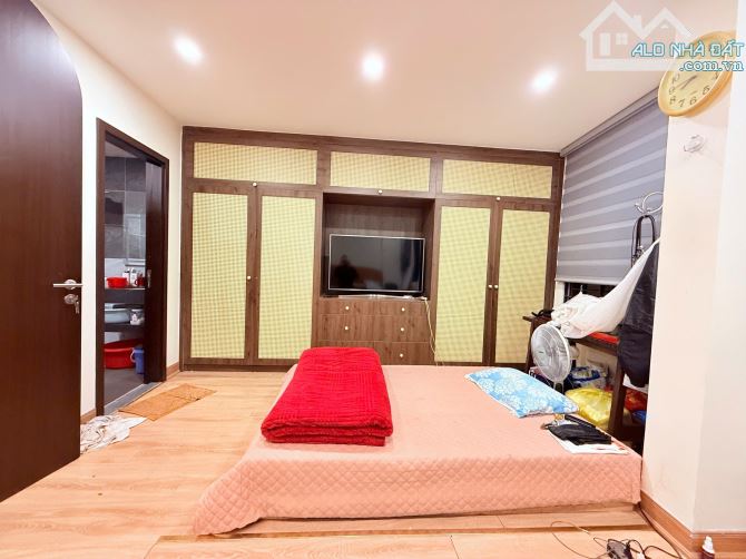Nhà đẹp ở luôn Hồ Tùng Mậu Bắc Từ Liêm. Sổ vuông 34m, 4 tầng 3 ngủ MT6m8 Giá 7.6 tỷ - 2