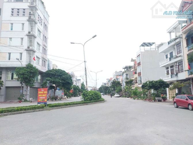 Chỉ 5,8 tỷ có ngay lô đất đường rộng 30m Lê Hồng Phong - 2