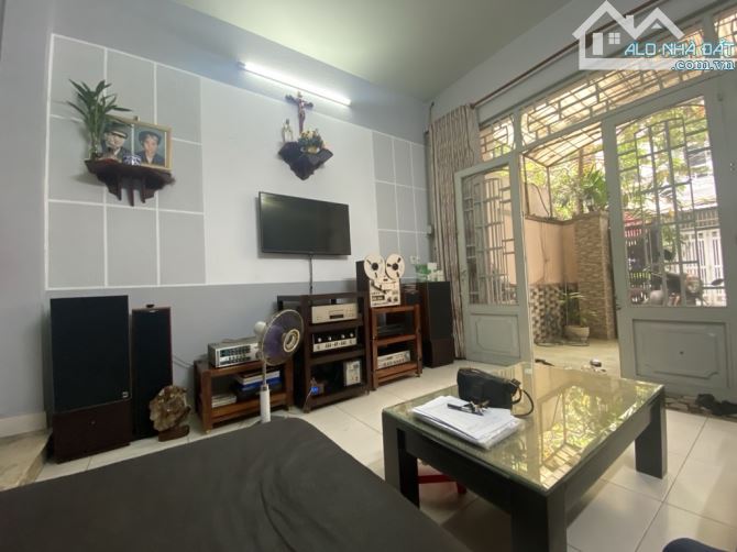 Nhà 3 tầng sát Gò Vấp( KDC Vĩnh Tân)- DT 4.2x 17 – Giá chỉ 6.2 tỷ - 2