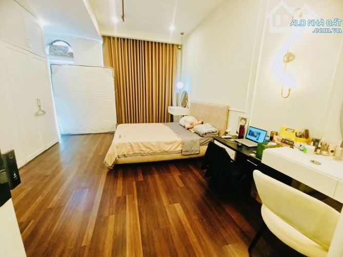 Bán nhà Phan Huy Ích, hẻm xe tải thông, gần mặt tiền, ngang 4,5m, chỉ hơn 10 tỷ - 2