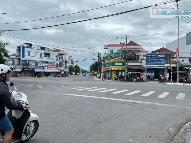 💥💥 Bán nhà mặt tiền đường nhựa rộng 7m gần Ngã tư Nguyễn Trãi và Quốc lộ 1A - 2