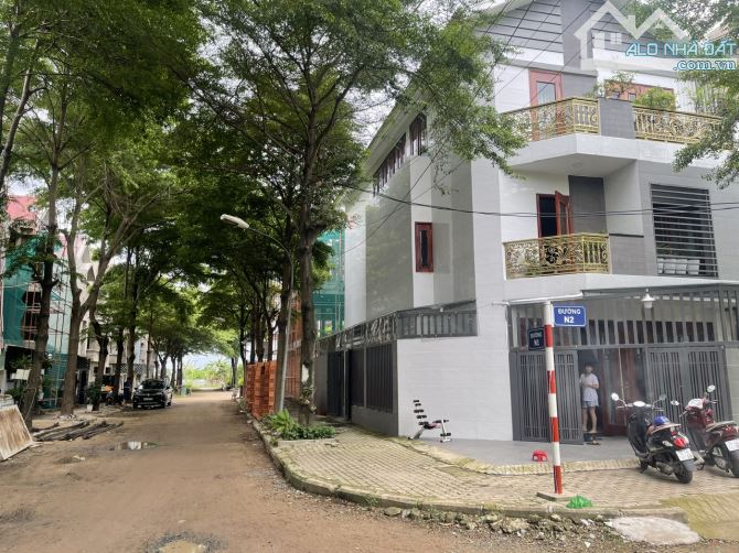 Bán GẤP Đất Đối Diện Công Viên 8x20m Trong KDC An Thịnh Bà Điểm Hóc Môn Giá 3.4 Tỷ - 1