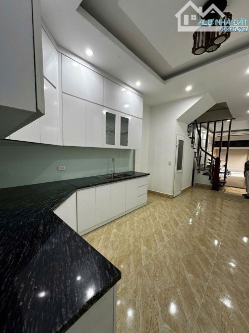 BOM TẤN PHAN KẾ BÍNH - VỈA HÈ RỘNG - 2 MẶT TIỀN  - 80M GIÁ 46.8 TỶ - 2