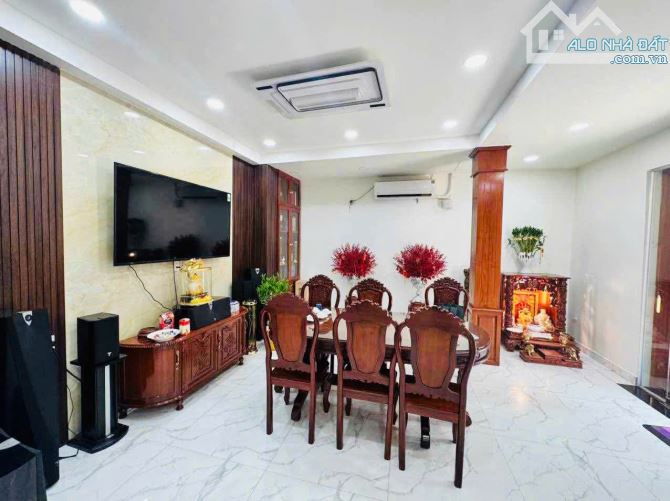 Bán nhà hẻm oto Quận 1 đúc 3tầng 61m1 NGANG 5.5m GẤP giảm 6.4 tỷ tặng nội thất chỉ 14.9tỷ - 2