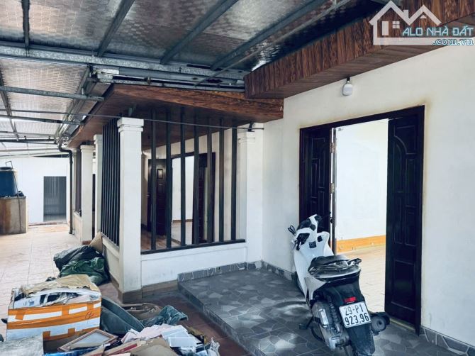 Cho thuê 250m2 tại dg Nguyễn Văn Giáp, Phú Đô - 2