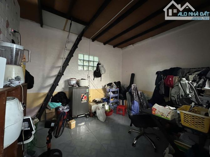 HÀNH HIẾM - KHU ĐỒNG BỘ ĐUỜNG 8M - PHAN VĂN TRỊ 65M2- ( 4m x 15m)-xung quanh bán 11 tỷ - 2