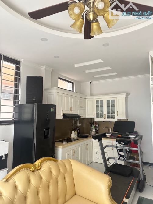 Nhà Lai Xá lô góc ô tô đỗ cửa 5 tầng mặt tiền 5m hàng xóm khu đô thị ở sướng giá 5 Tỷ 35 - 2