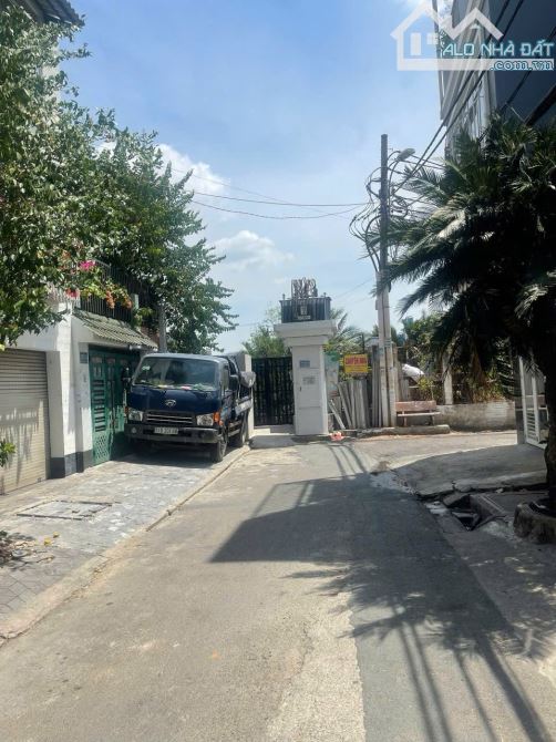 Bán nhà ngang 8m hẻm xe tải  khu vip đường Dương Bá Trạc P.1 Q.8 - 2