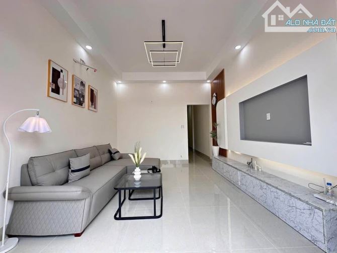 Nhà xinh lung linh, SHR, 150m2, xách đồ vào ở, Xã Tân An Hội, Giá 1 tỷ 175. - 2