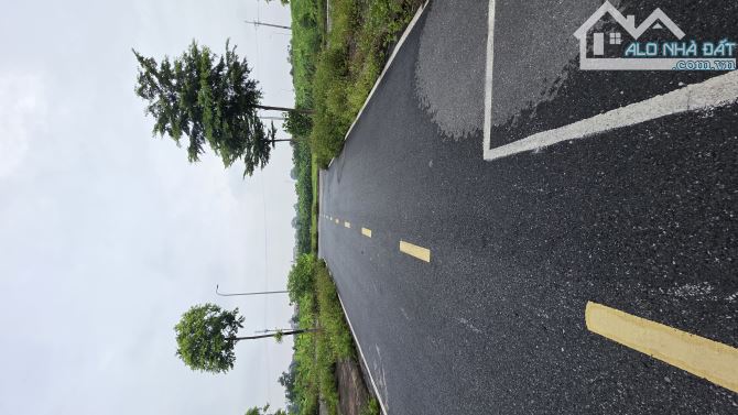 B.Á.N ĐẤT ĐẤU GIÁ ĐAN PHƯỢNG ,  3 MẶT THOÁNG,  Ô TÔ TRÁNH , GẦN VÀNH ĐAI 4,  80M2, 7 TỶ 5 - 2
