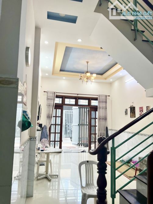 NHÀ ĐẸP GIÁ MỀM – HẺM 7M XE HƠI – KHU VIP HƯƠNG LỘ 2- LÊ VĂN QUỚI – GIÁ CHỈ 5.35 TỶ - 2