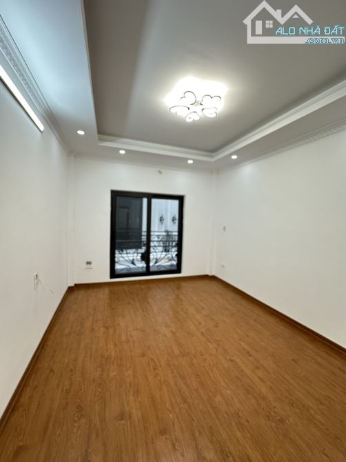 🎄🎄🎄HÀNG HIẾM THẠCH BÀN - 5,1 TY NHÀ MỚI - 5 TẦNG VIEW THOÁNH GIÁ ĐẦU TƯ - TƯƠNG LAI TĂN - 2