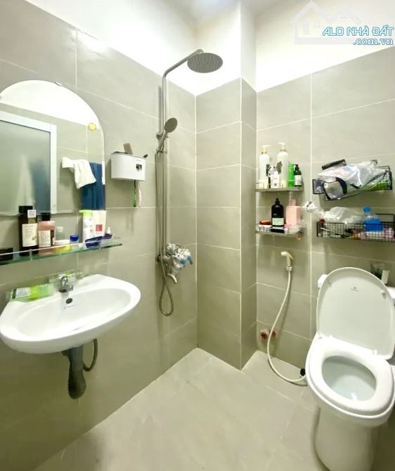 BÁN NHÀ 5 TẦNG TRUNG TÂM QUẬN 1 – VÕ VĂN KIỆT – CHỈ 6,3 TỶ – THƯƠNG LƯỢNG - 2