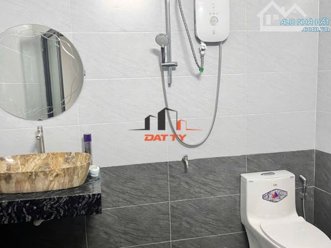 NHÀ MÊ MẶT TIỀN MẠC ĐỈNH CHI, P TÂN TIÊN. DT 500M2, GIÁ 6.75 TỶ - 2