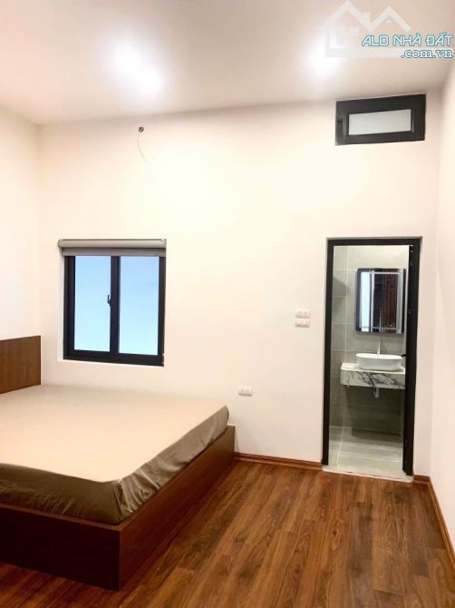 CHÍNH CHỦ - CẦN BÁN - NHÀ ĐẸP - LÔ GÓC - PHẠM VĂN ĐỒNG - BẮC TỪ LIÊM. TC 8 TỶ - 2