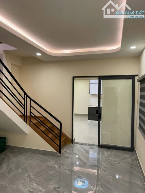 🔥 MẶT TIỀN KD ĐỈNH PHAN XÍCH LONG Q11 - 68M² - CHO THUÊ 400 TR/NĂM - CHỈ 14 TỶ! 🔥 - 2