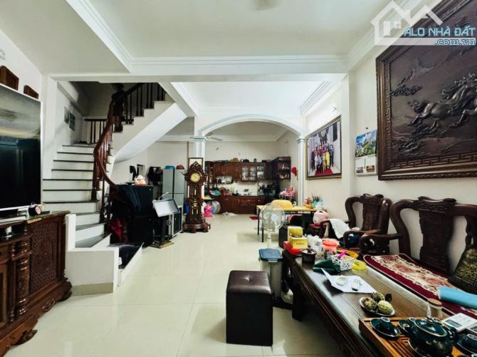 Xuân La Tây Hồ - 64m2 × 4 tầng - giá 9,9 tỷ - 2