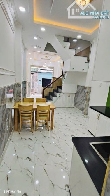 - NHÀ SỔ HỒNG RIÊNG 2 TẦNG MỚI PHÚ MỸ Q7  NHÀ CÁCH HẺM XE HỢI 30M - KHU DÂN CƯ HIỆN HỮIU - - 2