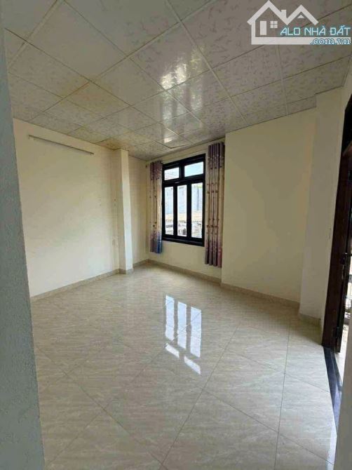 Bán nhà 2 tầng, Trung tâm Đà Nẵng, 65 m2, ngang 6.6m, 3 tỷ 950, kiệt 3m, Lê Duẩn - 2