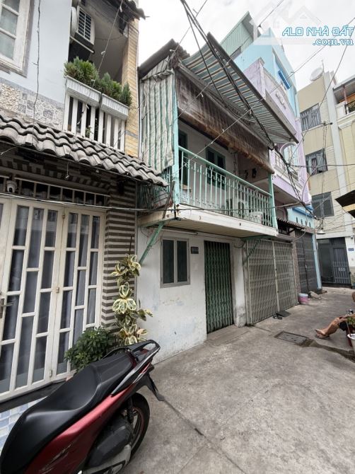 Diện tích to 110m2 không lộ giới đường Xóm Chiếu chỉ 6,8tỷ. TL - 2