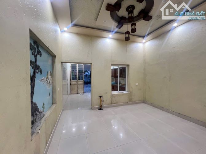 Nhà 2 tầng mặt đường Trường Chinh, Kiến An - 140m2 ngang 4,55m - 3
