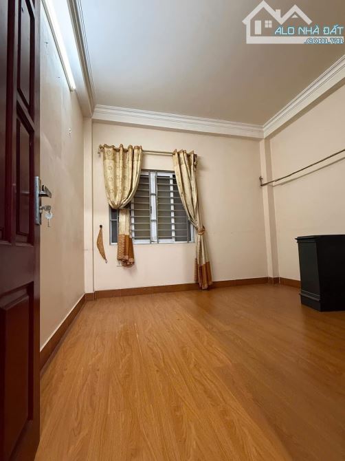 Nhà đẹp ở luôn Doãn Kế Thiện Cầu Giấy. Sổ nở hậu 50m, 5 tầng MT4m Giá 9.3 tỷ - 3