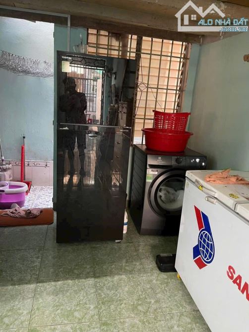 HÀNG ĐẦU TƯ !!! CHÍNH CHỦ BÁN 2 CĂN NHÀ C4 HẺM XE HƠI GẦN CHỢ BẮP HÓC MÔN GIÁP Q12. - 3