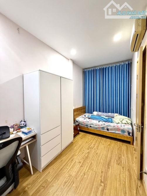 Hot! Bán Nhà Nguyễn Phong Sắc - Cầu Giấy-Ôtô Tránh-Lô Góc-72M2-4Tầng - 11.5m MT 25.9 Tỷ - 3