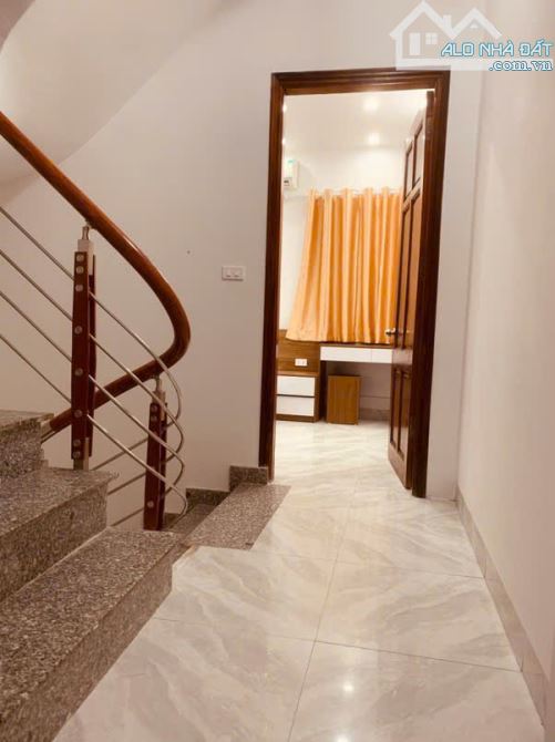 Bán gấp nhà 5 tầng cổng đại học công nghiệp, ôtô đỗ cổng, 50 ra đường 70, giá tốt. - 3