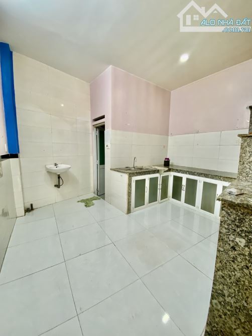 Bán gấp nhà 51m2. 4.5x12m. Đ/số 11. BHH. Bình Tân. Chỉ4.5T - 3