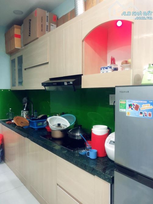 Bán nhà giá 2ty180 MT Đỗ Thị Lợi, P11, Q.3 1 trệt 1 lầu 2PN 2WC, sẵn HĐ thuê 25tr/tháng - 3