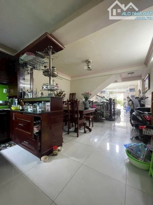 HXH 6m ngay cầu Phú Xuân Nhà Bè, thiết kế 3 tầng 64m2 4x16 chỉ 5,7tỷ. - 3