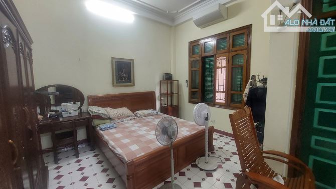 BÁN NHÀ LÔ GÓC, Ô TÔ, HOÀNG QUỐC VIỆT, CẦU GIẤY, DT 50M, 4 TẦNG, MT 7.1M, GIÁ NHỈNH 22 TỶ - 3