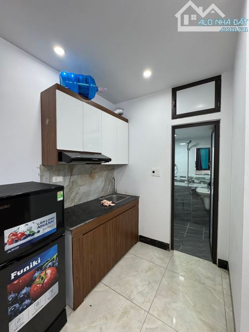 Bán toà CCMN 387 Vũ Tông Phan. Thanh Xuân DT 116m x 7 T. Mặt Tiền 6.5m. Giá 29.5 tỷ - 3