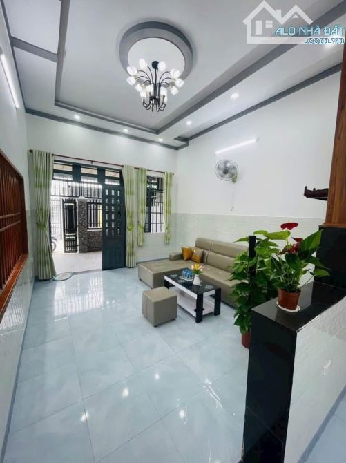 Bán gấp nhà ở ngay 1 / Lê Thị Hồng Gấm ,Tân Thới Nhì , Hóc Môn 100m2 SHR giá 869tr - 3