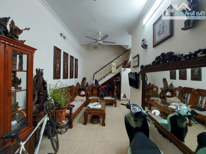 TÂN MAI , Ô TÔ TRÁNH VỈA HÈ , 47M2 , MẶT TIỀN 4,2M SIÊU ĐẸP , KINH DOANH ĐA DẠNG , 10,8 TỶ - 3