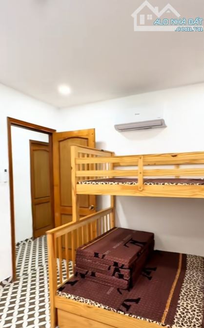 Bán CHDV Phường 16 Gò Vấp, Thống Nhất, 8x28m,6 Tầng, Thu 200tr.th, 32 Phòng, hẻm ô tô,3x t - 3