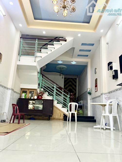NHÀ ĐẸP GIÁ MỀM – HẺM 7M XE HƠI – KHU VIP HƯƠNG LỘ 2- LÊ VĂN QUỚI – GIÁ CHỈ 5.35 TỶ - 3