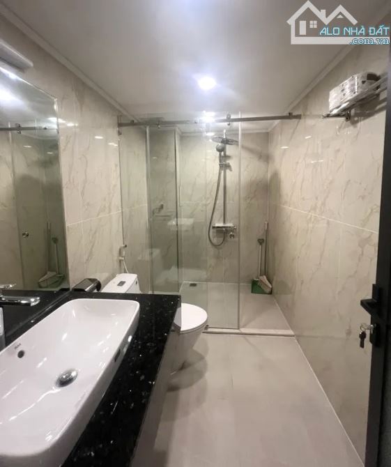 BÁN NHÀ ĐẸP 3 TẦNG TRẦN HƯNG ĐẠO, P. NGUYỄN CƯ TRINH, Q1 – TẶNG FULL NỘI THẤT – GIÁ 19 TỶ - 3