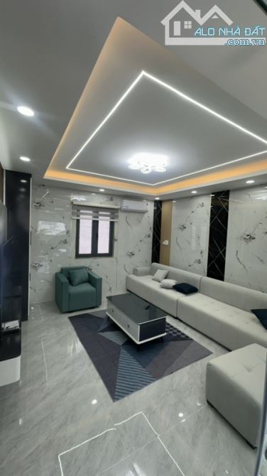 HẺM XE HƠI 50M RA ĐƯỜNG NGUYỄN ẢNH THỦ NHÀ 3 TẦNG HIỆN ĐẠI TẶNG PULL NỘI THẤT - 3