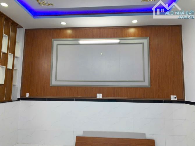 BÁN NHÀ 1 TRỆT, 1 LẦU GẦN NGÃ 3 MỸ HẠNH 5x22m XÃ MỸ HẠNH BẮC, ĐỨC HÒA  LONG AN GIÁ 2.49 TỶ - 3
