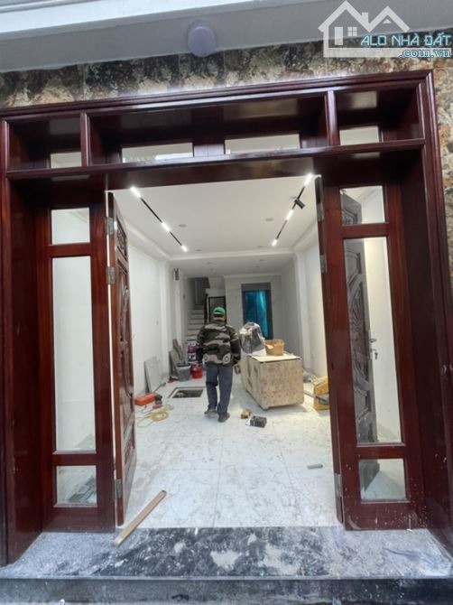 SIÊU PHẨM CẦU DIỄN – NHÀ MỚI ĐẸP LUNG LINH – THANG MÁY – 38M - 6 TẦNG - NHỈNH 7 TỶ - 3