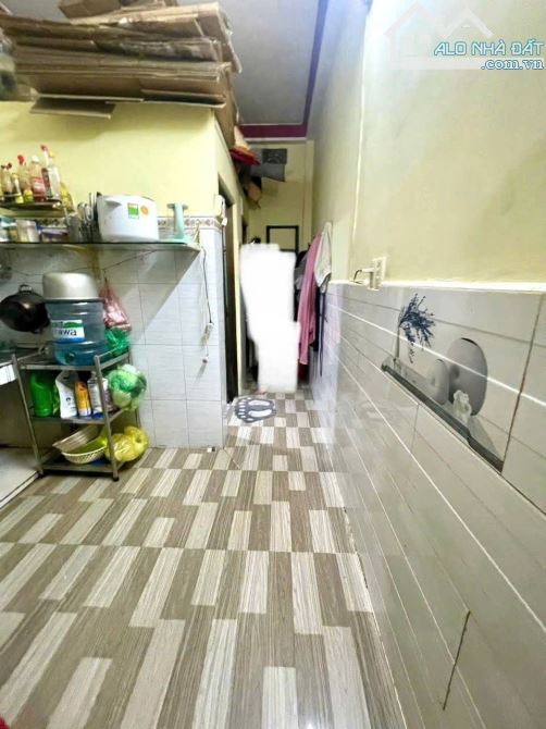 BÁN NHÀ HẺM 266 TÔN ĐẢN Q4 , KDC HIỆN HỮU , CÁCH MT ĐƯỜNG 50M . GIÁ 3.999  TL CHÍNH CHỦ - 3