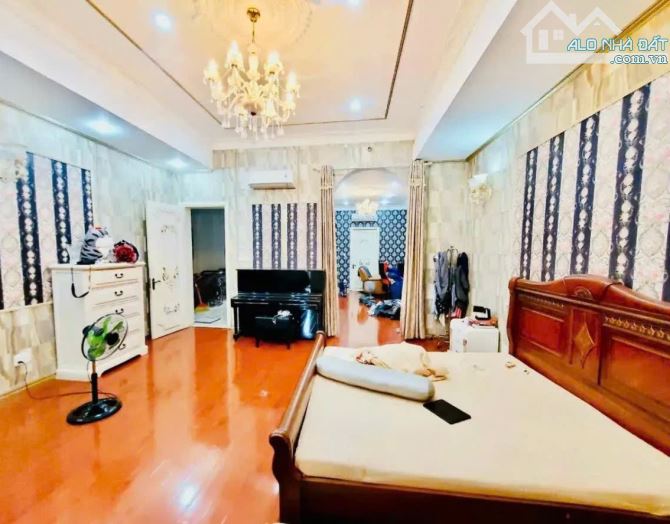 Chỉ 35 tỷ có ngay biệt thự 268m. 3 tầng. Ngang khủng 9m. Tặng nội thất. Hxh lê quang định - 3