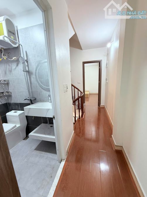 Nhà đẹp ở luôn Cầu Diễn Bắc Từ Liêm. Sổ vuông 36m 5 tầng 7 ngủ MT3m1 Giá 8 tỷ - 4